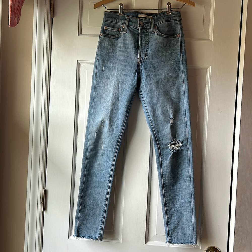 Levi’s wedgie jeans sz 24